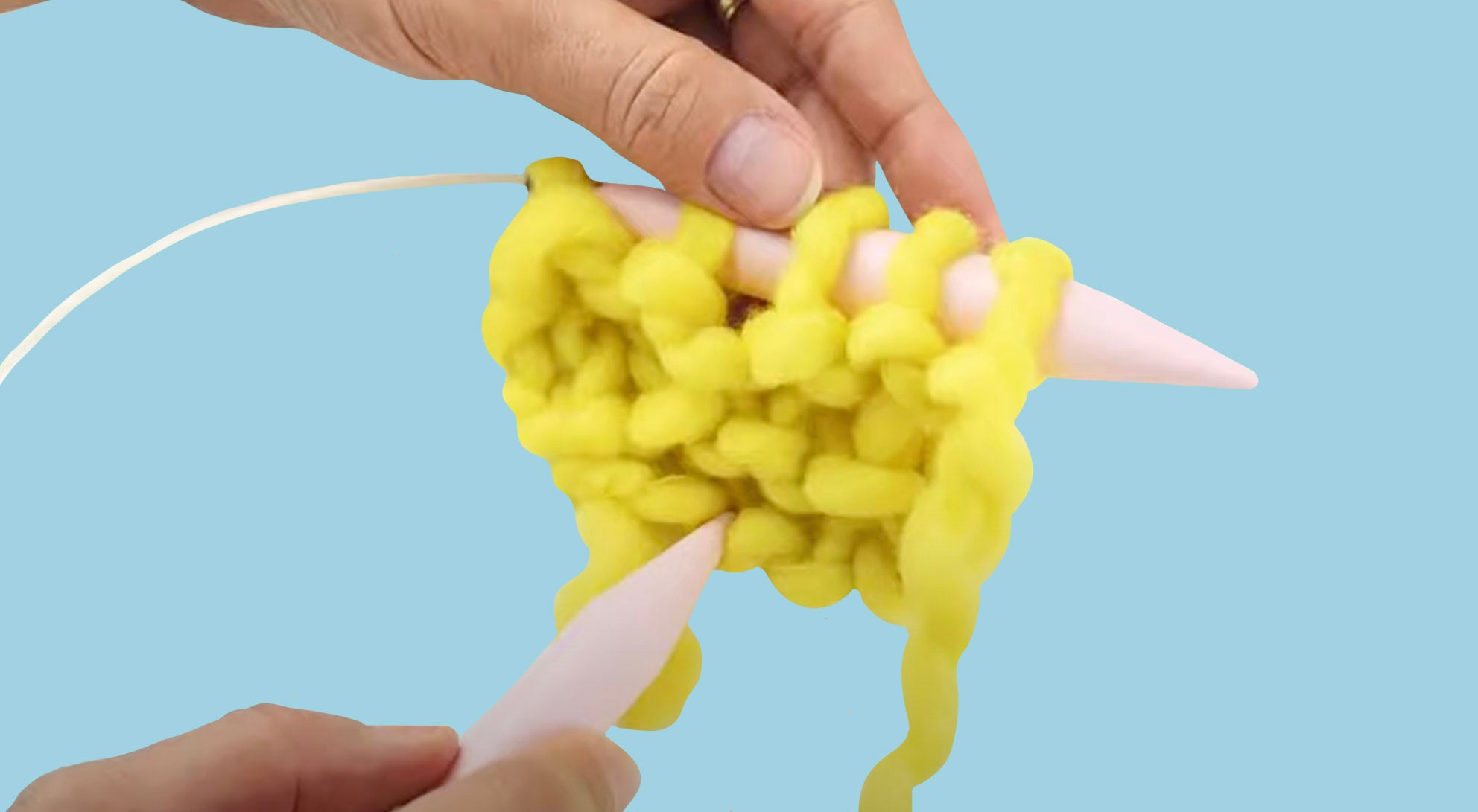 knittingloosely.jpg